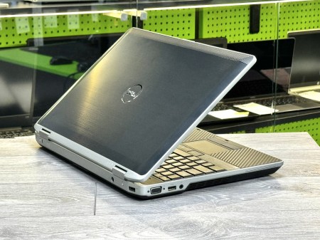 Dell Latitude E6530 4